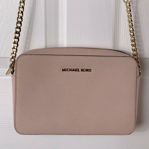Michael Kors large Jetset crossbody pale pink